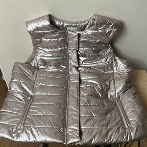 Tommy Bahama Quilted Round Neck Sleeveless Snap Front Puffer Vest